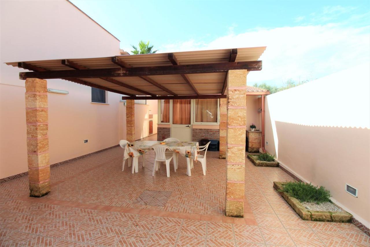 Villetta Climatizzata Mar Torre San Giovanni Ugento Exterior photo
